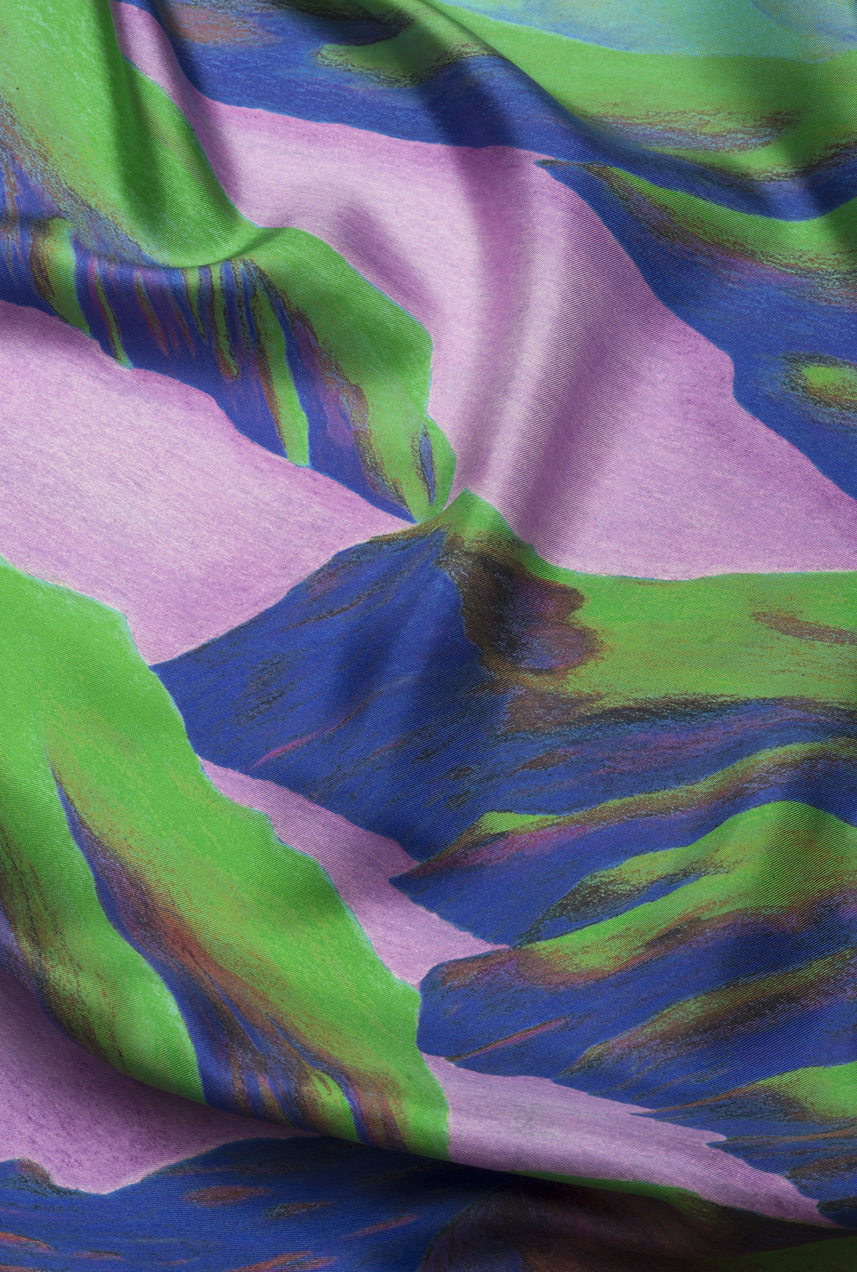 Détail folard en soie vert et violet de Céline Dominiak