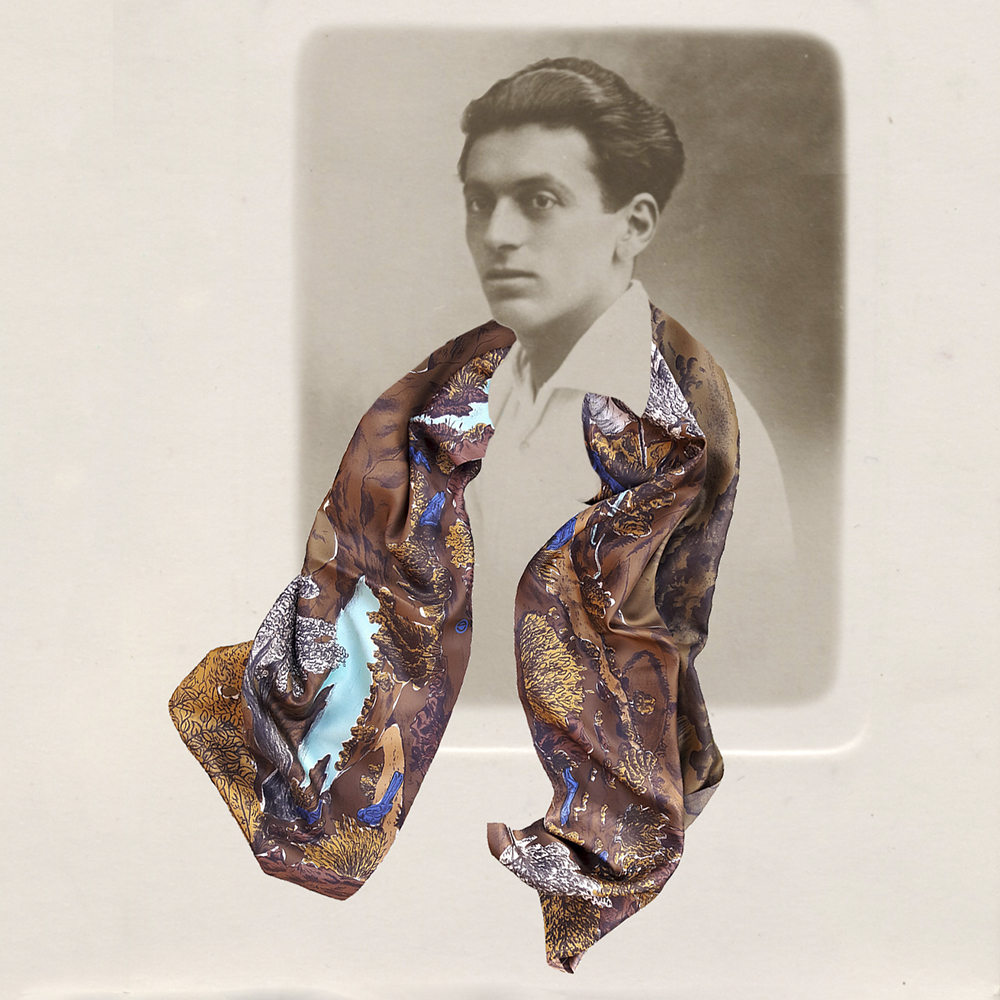 Photographie noir et blanc d'un homme avec une grand foulard couleur caramel- photomontage